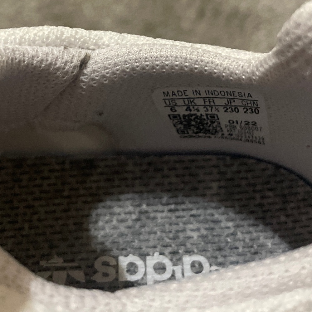 ADIDAS   RUN SHOES CLOUD WHITE - Picture 6 of 7